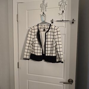 White House Black Market Black and White Blazer Structured Silhouette